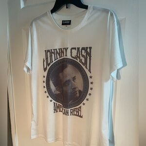Women’s XL Johnny Cash T-shirt